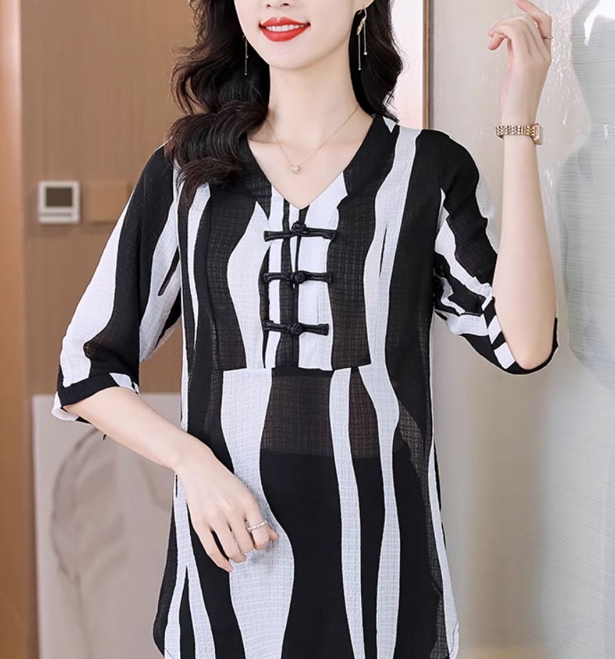 トップス デート モテアイテム ブラウス シャツ 半袖 総柄 大人可愛い きれいめ 上品 おしゃれ かっこいい 大人可愛い ラブリー キュート ガーリー クール モード系 セクシー エレガント 存在感