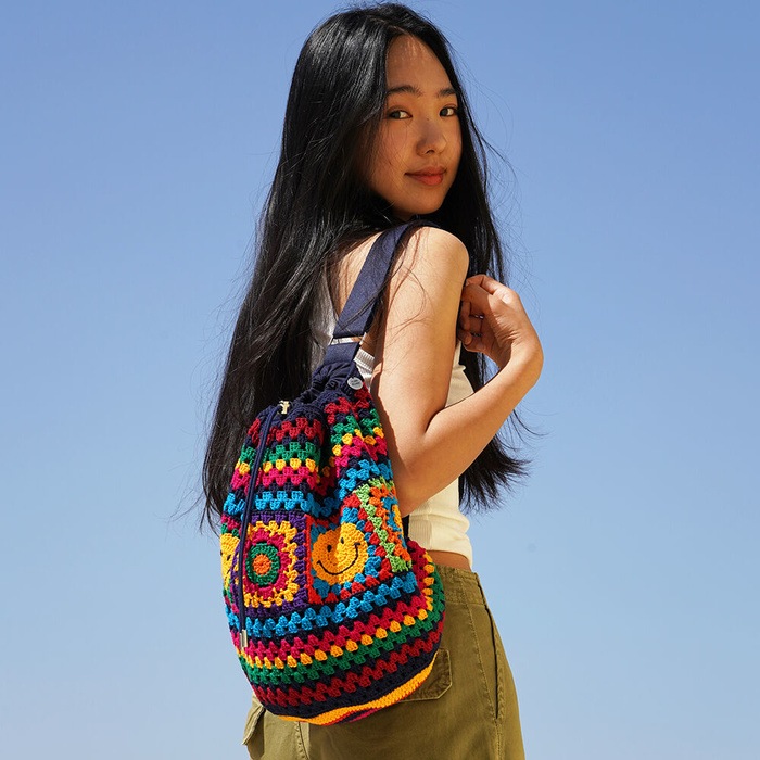 【PLUMP DELIGHT】 HALO SMILE SLING BAG