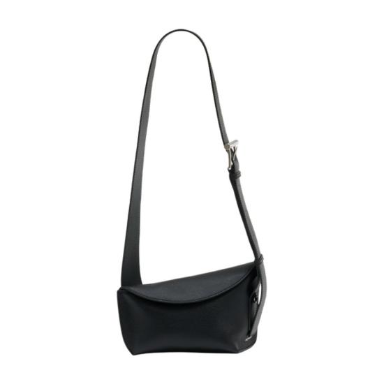 ALEXANDER MCQUEEN Women Messenger Bags 8346551VDBF1000 black