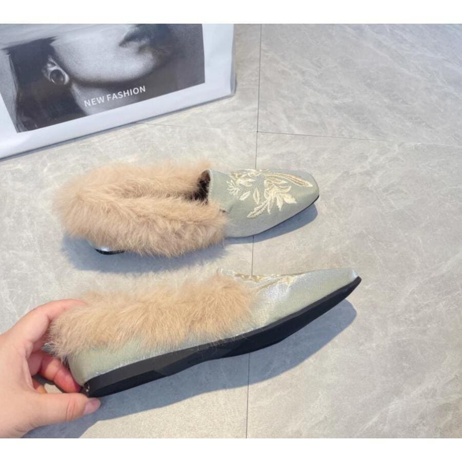 ファー付きパンプス　ローファー シューズ 靴 くつ ファー スリッポン ミュール フラット ぺたんこ 歩きやすい 柔らかい 可愛い 流