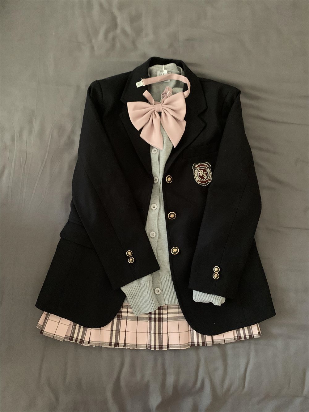 【急速出荷!】【大好评】セットJK制服 韓国制服スーツ 制服 セット学生服 上下セット 韓国JK制服ブレザーニットカーディガンプリーツ半身スカート3点セット女性 4,989円