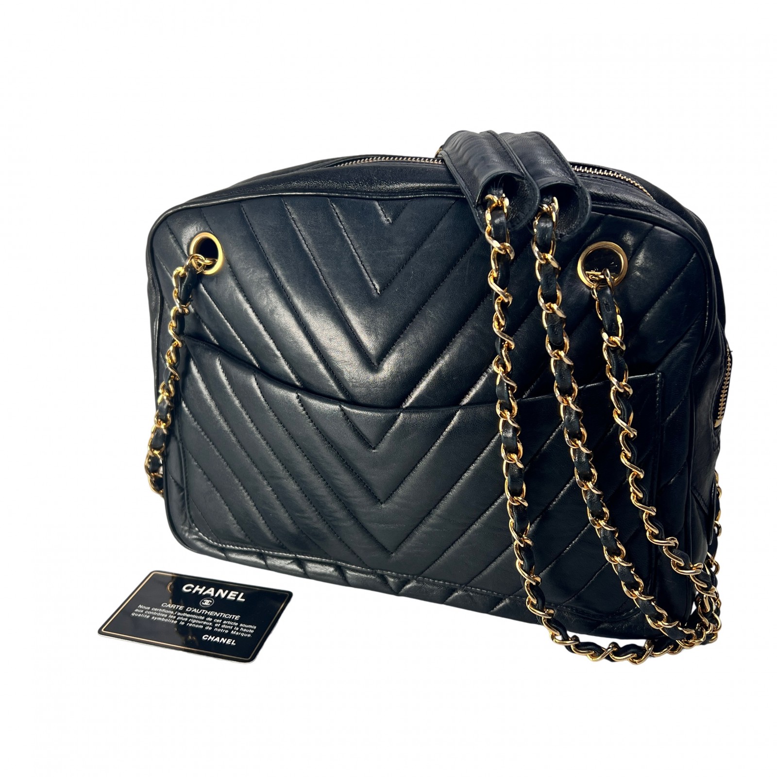CHANEL シャネル Vステッチ ココマーク ラムスキン ショルダーバッグ 黒 A-13901