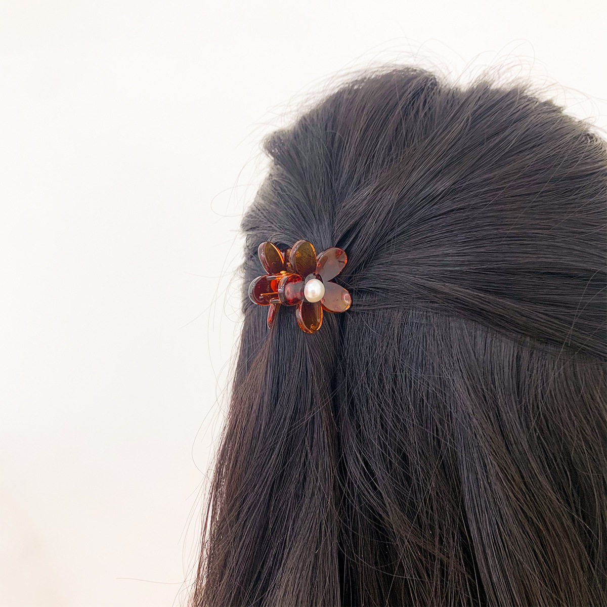 超激安 韓国の復古の甘いアリックの小さい花の酢酸のかわいい透明なつかみ取りの真珠のヘアピンのトップクリップ その他