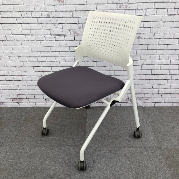 ITOKI イトーキ ネスティングチェア KLD21GB-W9W9W2 2016年製 ミーティングチェア ミーティング 会議用いす 会場 オフィス チェア イス 椅子