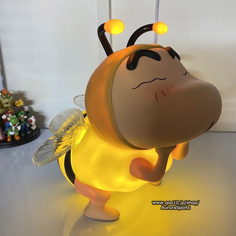 【tiktok大人気 】30cm 蜂ちゃんクレヨンしんちゃん夜灯フィギュア クレヨンしんちゃんナイトライト 誕生日プレゼント 常夜灯 卓上ライト ベッドライト