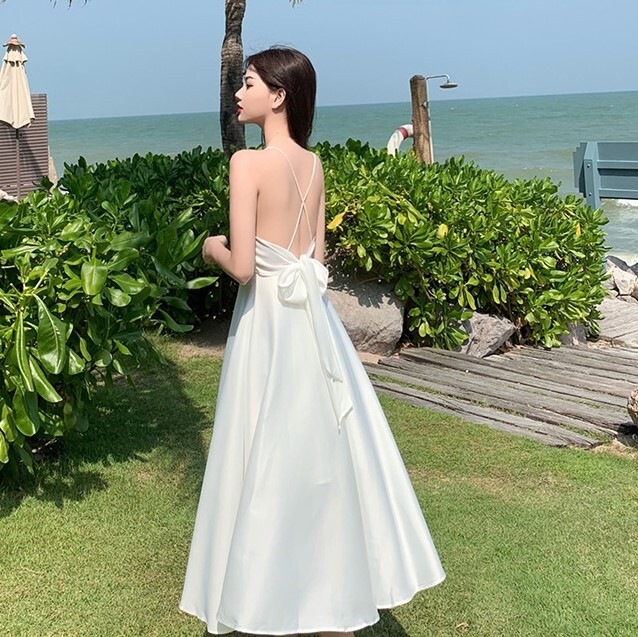 フレアワンピース ホワイト オレンジ ワンピース スリム 細身 ストレート スマート かわいい