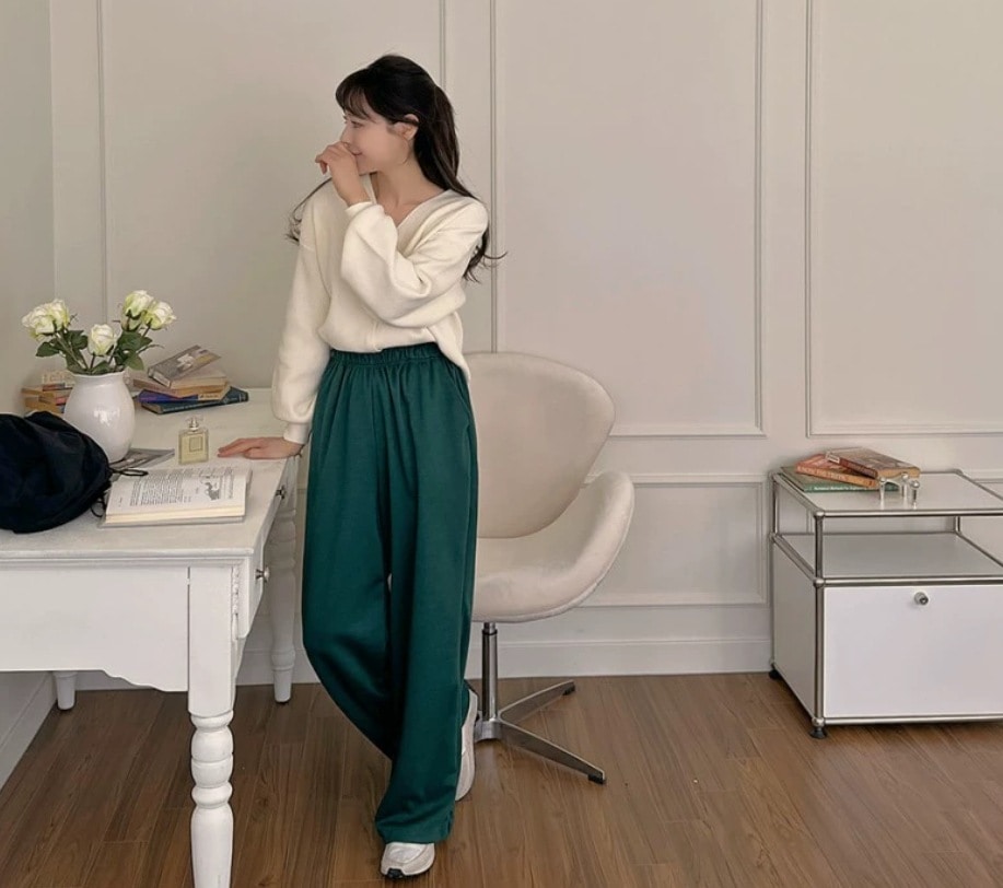 裾絞り レディース パンツ ボトムス ストレートパンツ ロングパンツ スウェットパンツ ロング ストレート ポケット ハイウエスト ウエストゴム 伸縮性 薄手 かわいい 大人可愛い シンプル