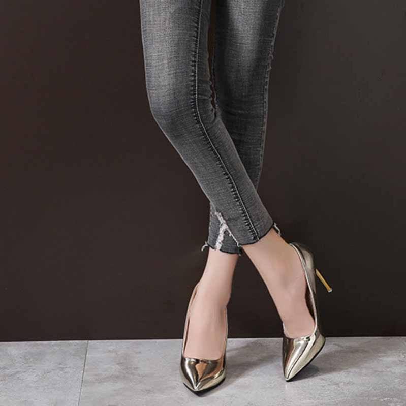 300円OFFクーポン パンプス レディース ハイヒール エナメル ピンヒール ポインテッド トゥ 金色 銀色 軽量 ローファー オフィスシューズ シューズ おしゃれ 歩きやすい シンプル カジュアル