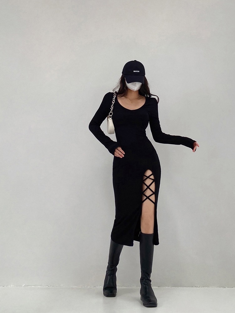 タイトワンピース ワンピース ミモレ丈 袖あり 長袖 ラウンドネック 襟なし スリム タイト 細身 サイドスリット 伸縮性 薄手 大人可愛い 大人 かっこいい 大人女子 ラフ スポーティー キュート
