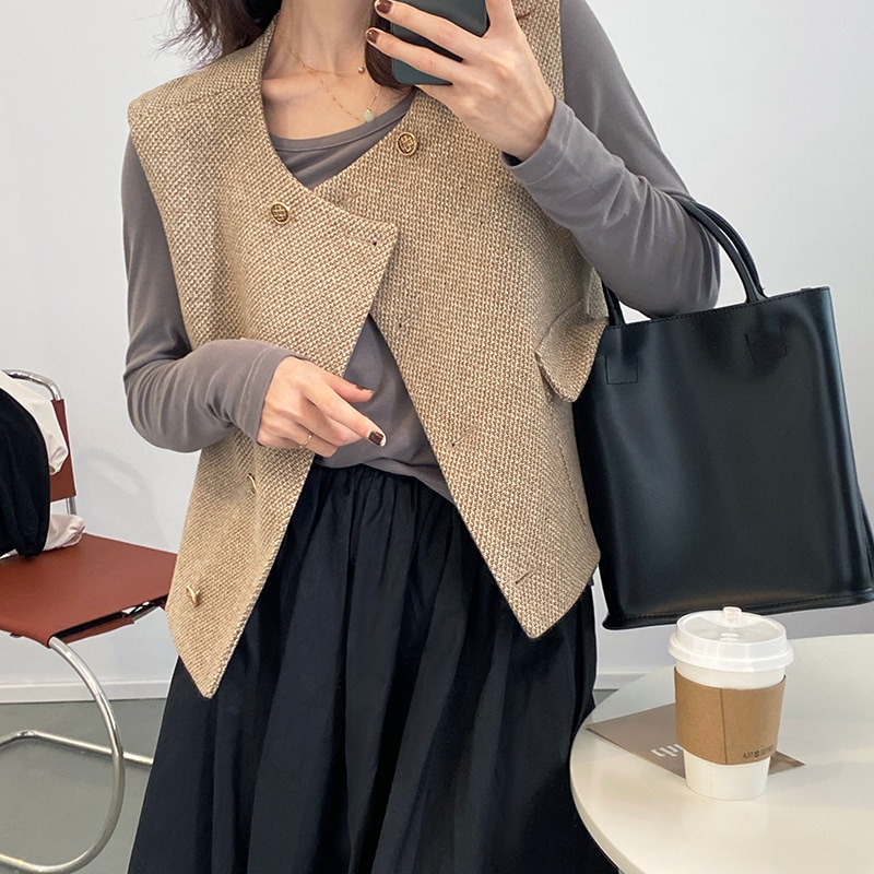 ツイードベスト トップス ベスト 袖なし ノースリーブ Vネック 前開き ポリエステル かわいい 大人可愛い きれいめ シンプル カジュアル 大人 上品 おしゃれ お洒落 大人可愛い 大人女子ベスト