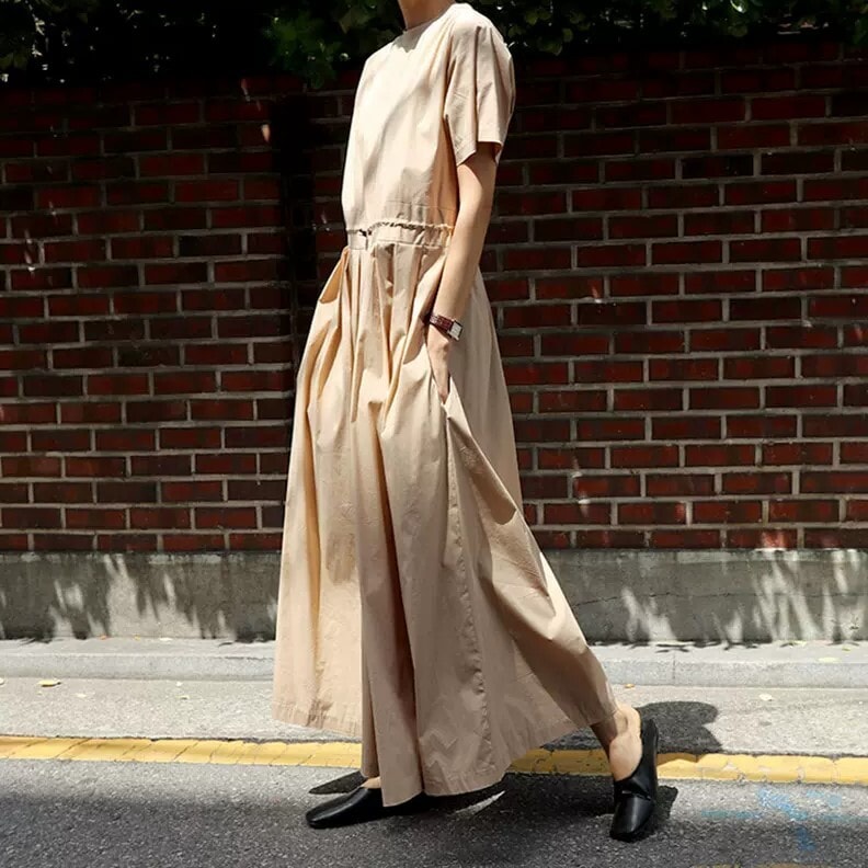 ワンピース ウエストマーク Aライン フレア マキシ マキシ丈 袖あり 半袖 ラウンドネック 襟なし 薄手 かわいい 可愛い きれいめ シンプル カジュアル 大人 上品 おしゃれ お洒落 大人可愛い