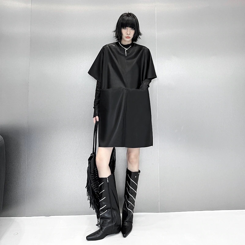 春 レザーワンピース ショート丈 前ポケット付き おしゃれ レディース 革 ワンピース 関連商品購入可能