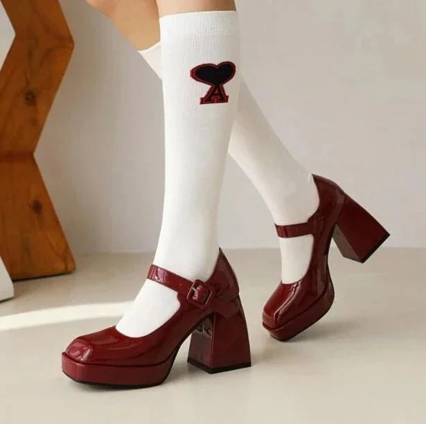 学生 高校生 女子高生 靴今日は30パーセント ヒール ローファー 中学生 美脚パンプス 学生 幅広 厚底 ローファー パンプス 女子