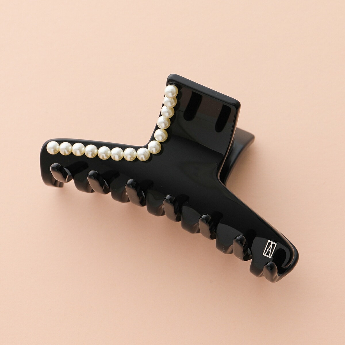 ALEXANDRE DE PARIS アレクサンドル ドゥ パリ ヘアクリップ ACCM-18348-02 レディース パール 髪留め ロゴ ヘアアクセサリー N1-NOIR
