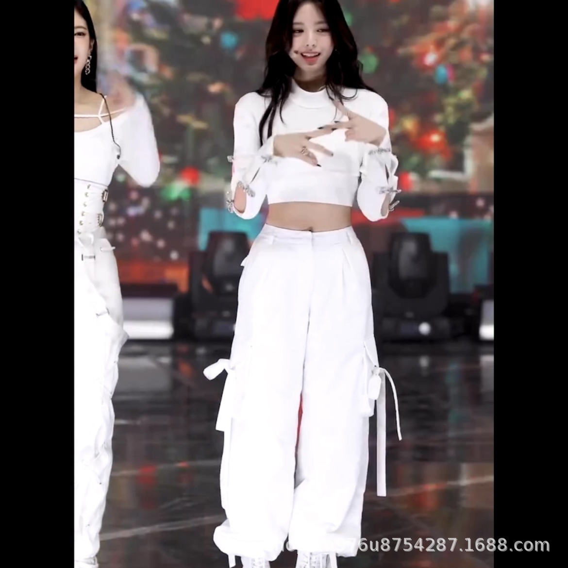 ITZY グッズ アイドル同型衣装 打ち歌衣装 セットアップ 華やかな衣装 ITZY 応援テーマ衣装 パフォーマンス衣装 K-POP 韓国ファッション