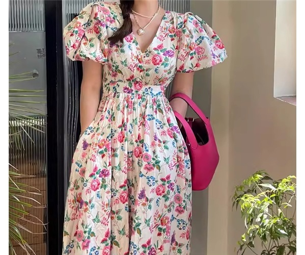 レディース ワンピース ミモレ ロング 半袖 パフスリーブ Vネック スリム 細身 フェミニン ウエストマーク かわいい 大人可愛い きれいめ 上品 おしゃれ レトロ ガーリー エレガント 存在感