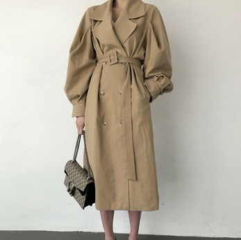 レディース コート トレンチ 膝下 長袖 ボリューム袖 バルーン袖 襟付き 細身 ベルト ウエストマーク ウエストリボン きれいめ シンプル カジュアル 上品 クール モード系 かっちり 都会的