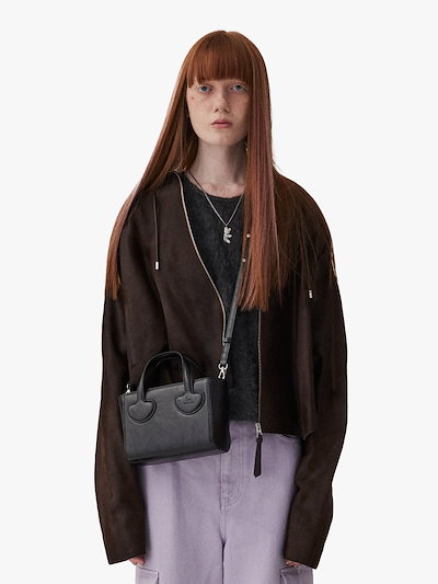 プロテアニオベとスターチスの　ナチュラル春色スワッグ・ブーケ (36㎝) プロテアニオベとスターチスのナチュラル春色スワッグ・ブーケ (36㎝)