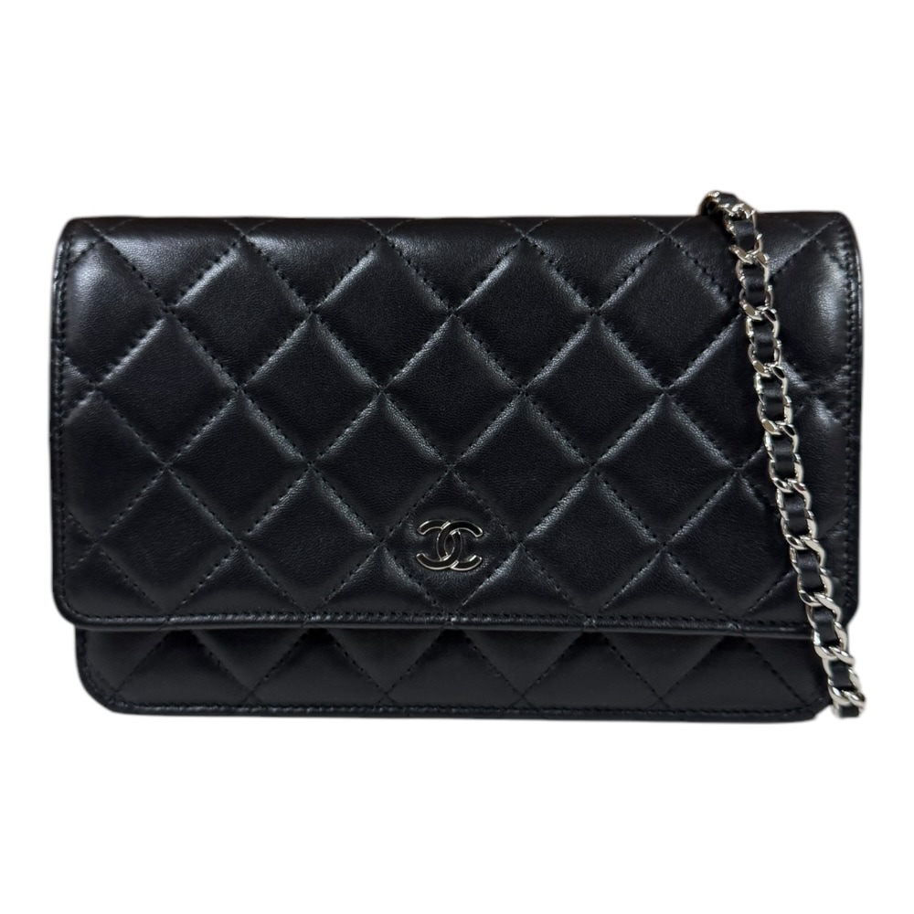 シャネル マトラッセ ウォレットチェーン ラムスキン CHANEL 中古 美品