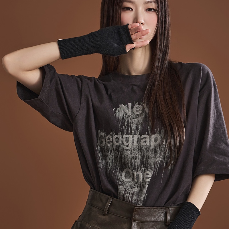 E3195 レターリング オーバーフィット ハーフ トップ