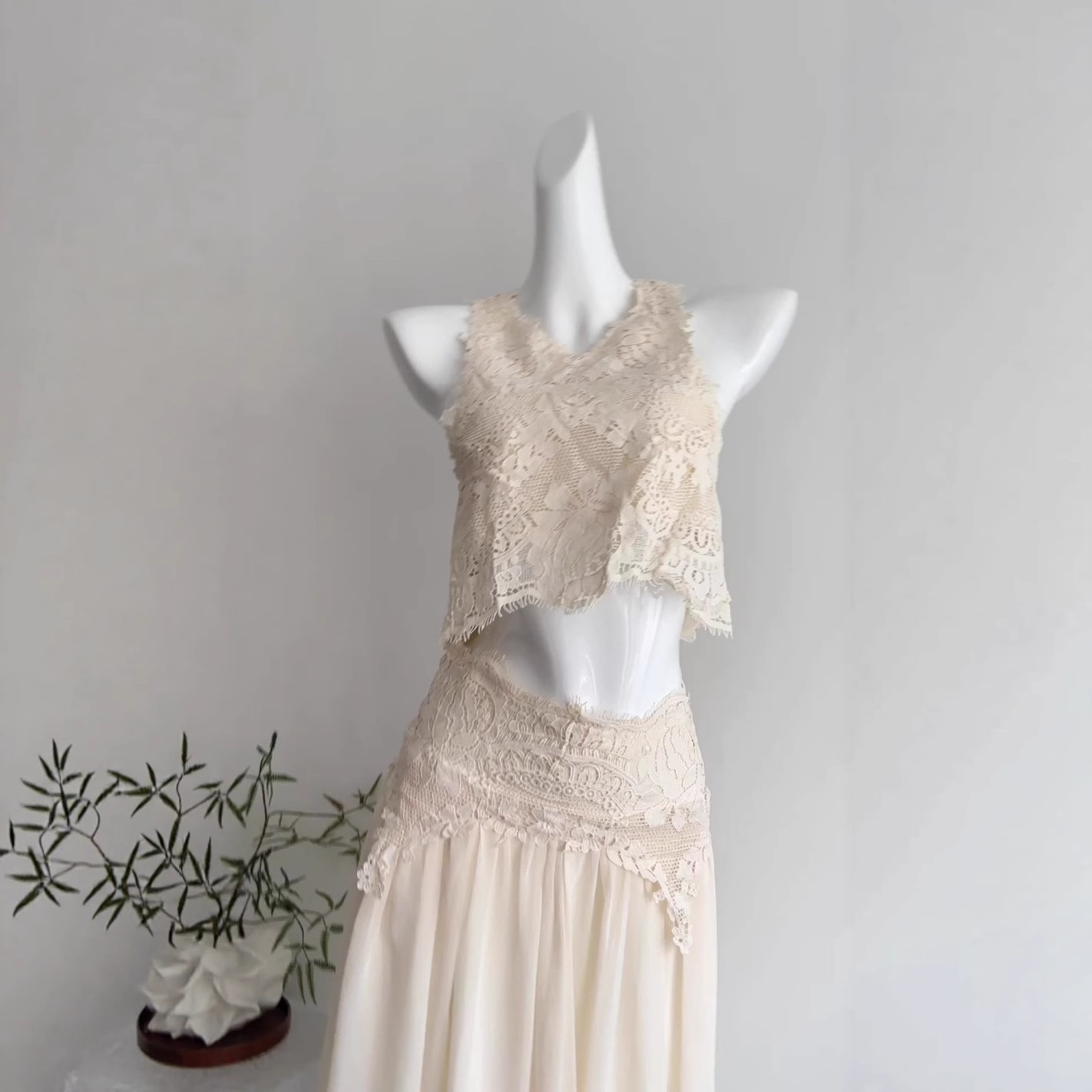 【急速出荷】あなたの怠惰なllanルーブル幻境優雅で甘く繊細なまつげレースのトップスのロングスカートセット