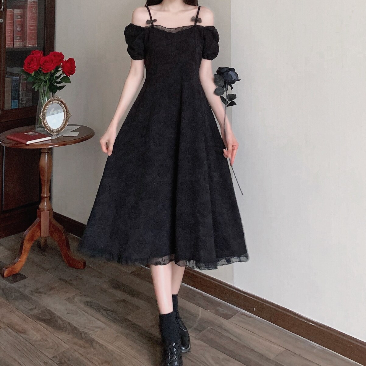 ワンピース 膝丈 ミモレ丈 袖あり 半袖 オフショルダー プルオーバー キレイ目 おしゃれ レトロ モダン クラシック 上品 シンプル こなれ感 カワイイ スタイリッシュ 華やか ゴージャス