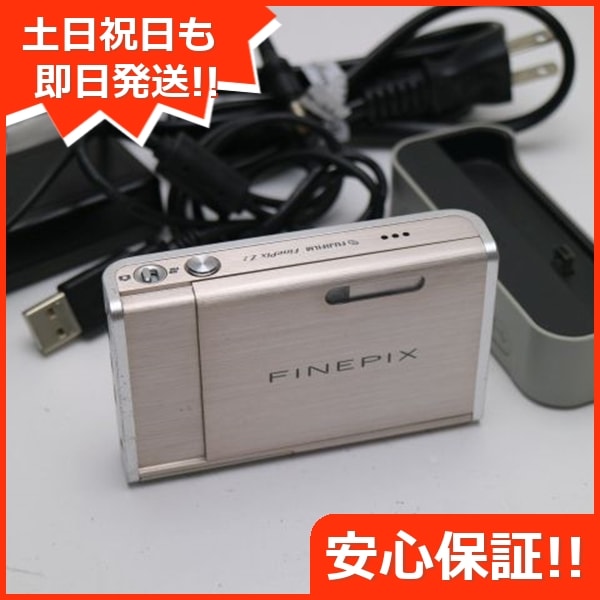 美品 FinePix Z2 シルバー FUJIFILM デジカメ 36