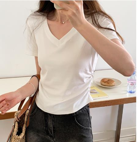 V-ネックポジティブショルダーT-シャツ女性短い夏の新しいホットガールスリミング薄い外国ガスショートカードウエストベーストップ