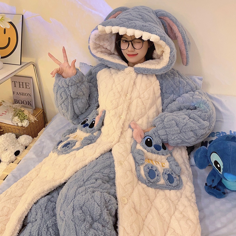 コーラルベルベットナイトガウン女性の厚いベルベットパジャマ三層キルティングロングバスローブベルベットホーム服098 5,239円