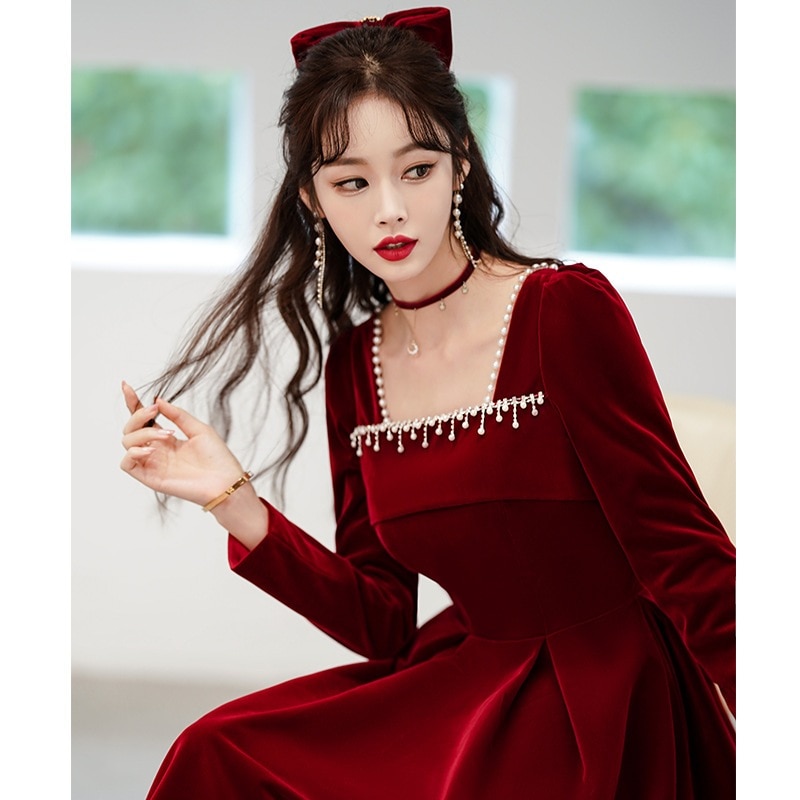 【2枚購入で 3oo円OFF】ドレス花嫁2025赤い長袖エンゲージメントドレスドレスドレス気質ベルベットロングドアドレス