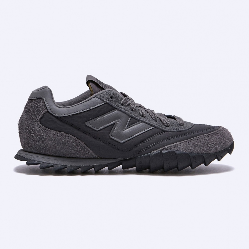 ニューバランス URC30EG 19,179円