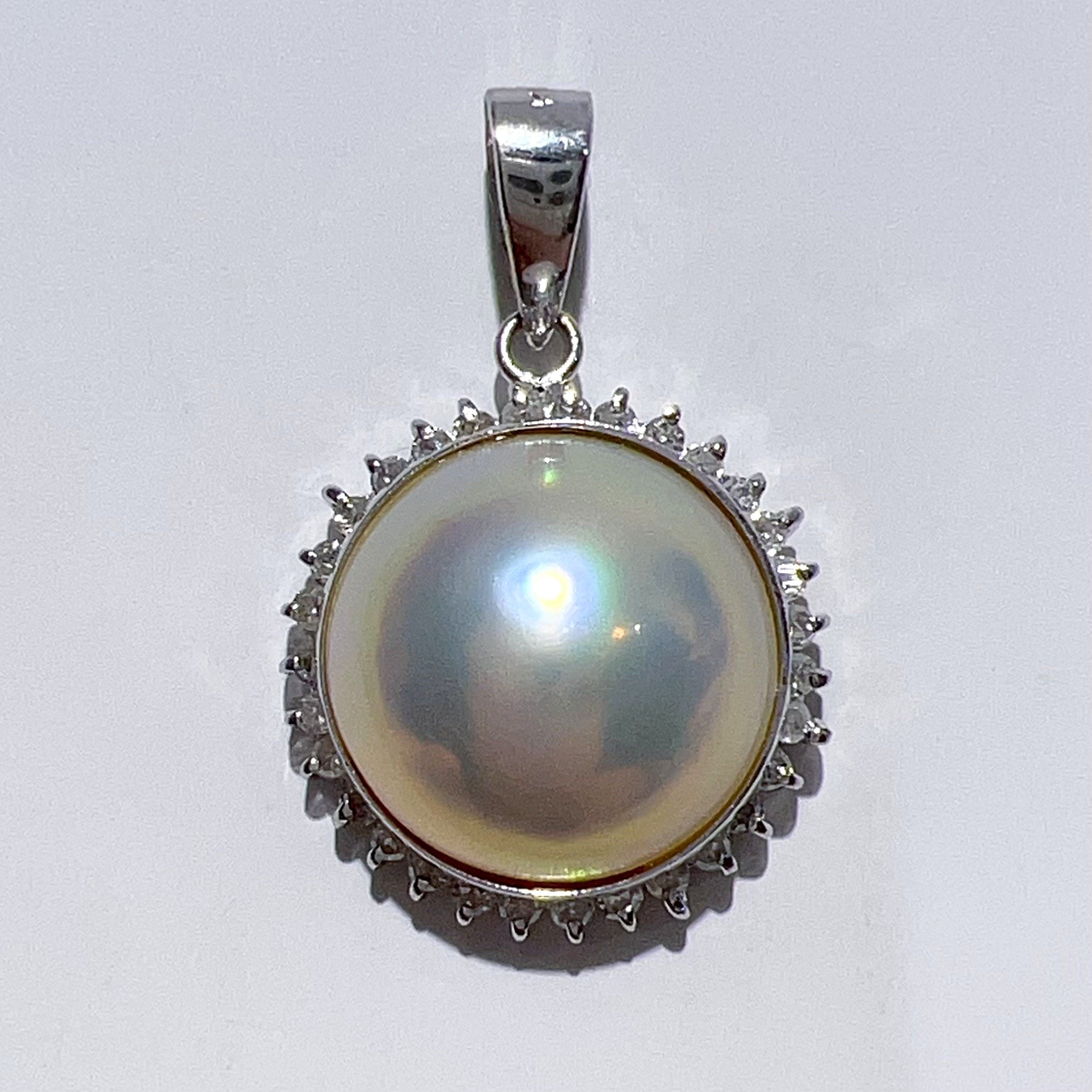 K14WG 天然 マベパール ダイヤ ネックレス ペンダントトップ MP13mm D0.23ct 2.9g 本真珠 レディース アクセサリー 美品 aua68281080116