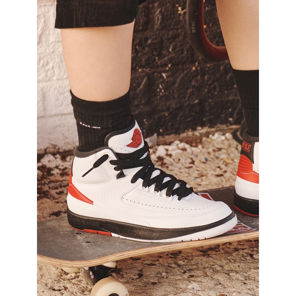 ジョーダンウィメンズエアジョーダン 2 レトロ 32,168円