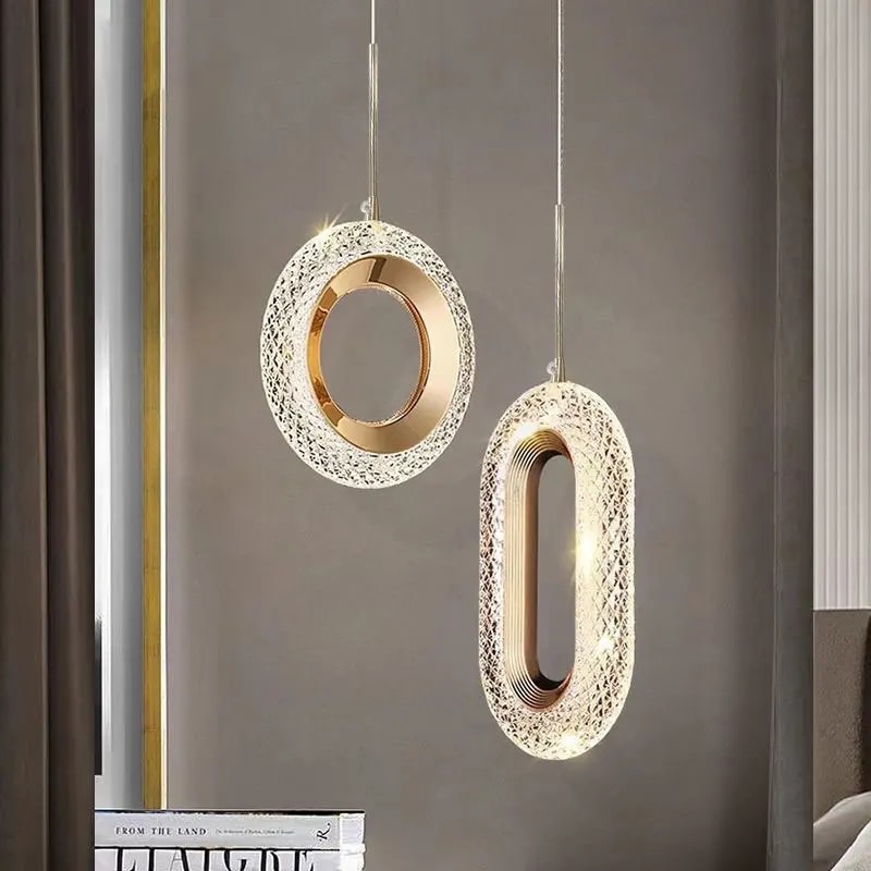 北欧スタイルのLEDハンギングランプ ゴールドカラー 室内装飾ライト ソファ ベッドルーム 廊下に最適です