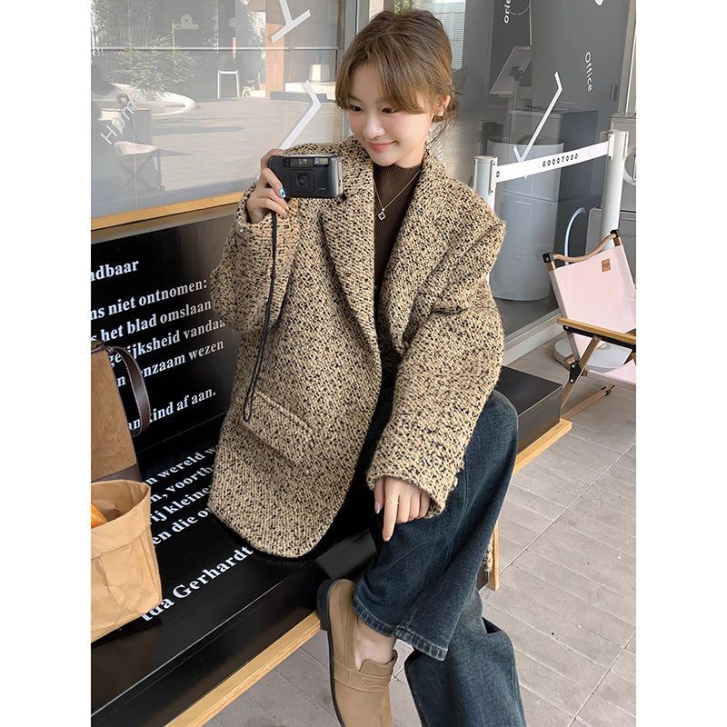 厚手のレディーススーツジャケット2025年秋冬の新作スタイルシャネル風のショートルーズウールコートメープルイエローのシェニール 5,027円