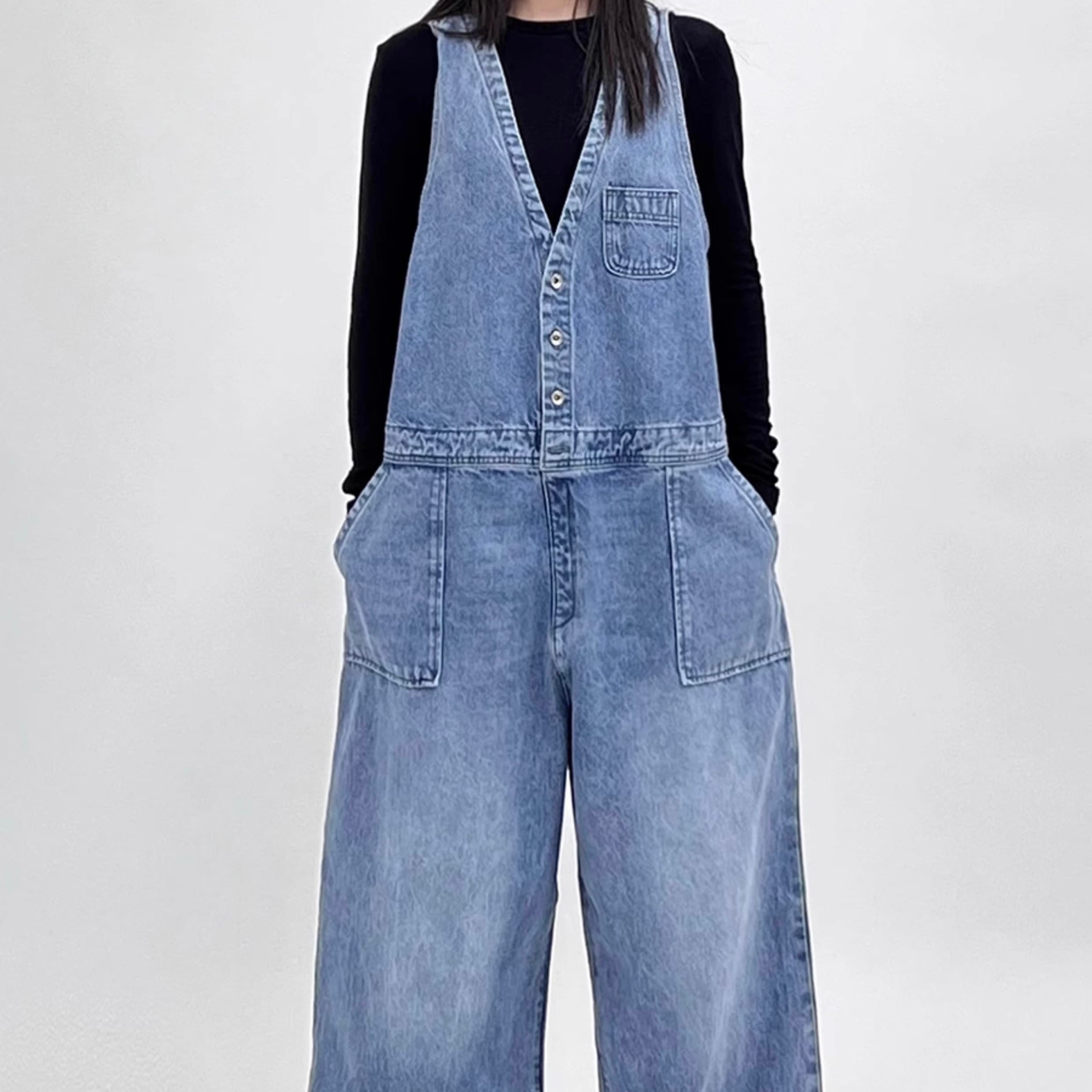 レディース パンツ サロペット デニム ストレートパンツ ワイドパンツ 丈長 フルレングス 袖なし ノースリーブ Vネック オーバーサイズ ストリート ブルーデニム こなれ感 ラフ メンズライク