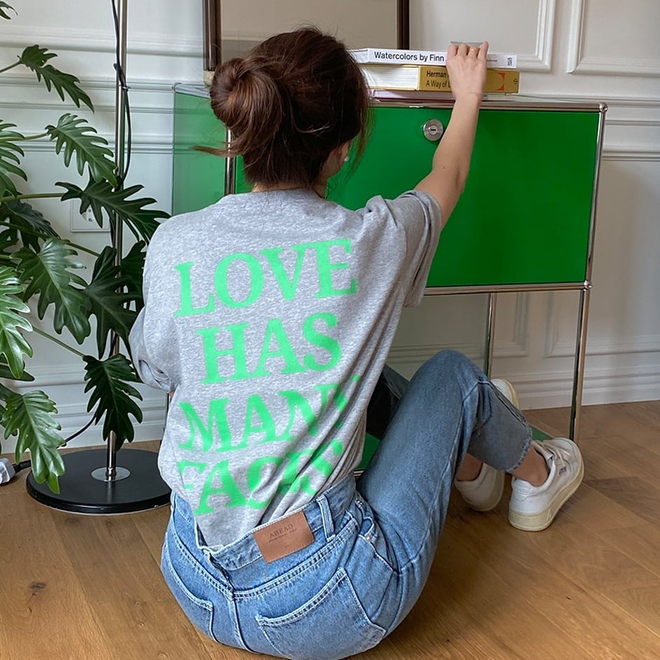 3color レディース トップス Tシャツ 半袖Tシャツ ロゴT バックプリント 袖あり 半袖