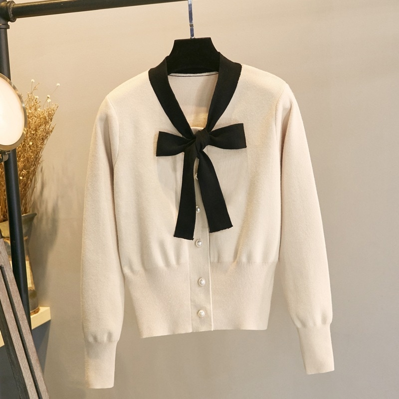 クロップド丈 スリムカーディガン 胸元リボン フェミニン トップス ニットソー カーディガン ショート丈 袖あり 長袖 Vネック 襟なし スリム 細身 リボン 綿 薄手 かわいい 大人可愛い きれいめ 5,424円