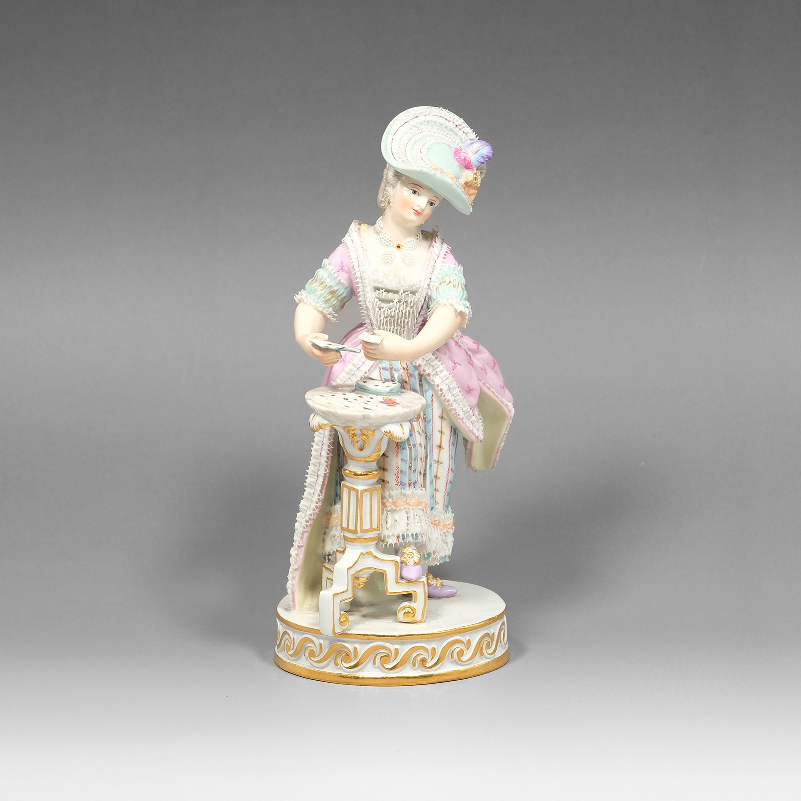 トランプする女性 カードプレイヤー 置物 オブジェ _ 中古品