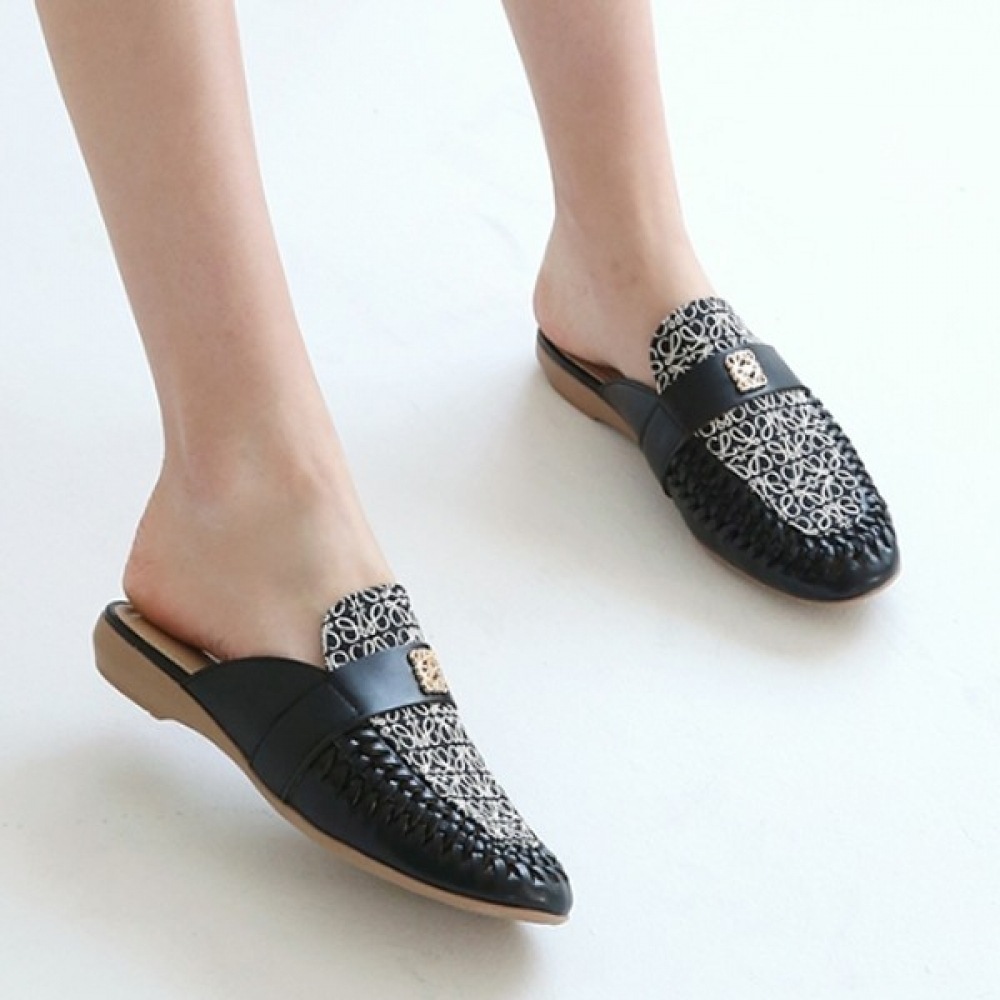 (Ninas Paris) ゴールド装飾ノット付きパンチングブロワー