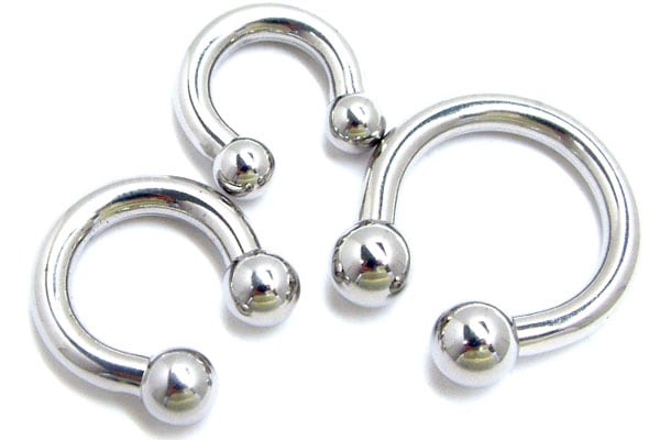 ボディピアス 6G サーキュラーバーベル 定番 6ゲージ 太い ステンレス 両側ネジボール 馬蹄型 C字 小さい 大きい 耳 軟骨 ヘリックス 鼻 乳首 口 リップ 舌 xcb6gxxxxxxxx