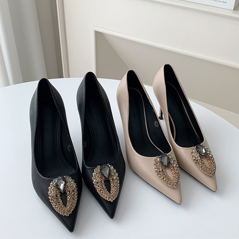 2color 女性らしい, エレガントな ビジュー付きデザイン ポインテッドトゥ 8cmヒール パンプス．ビジュー付きパンプス