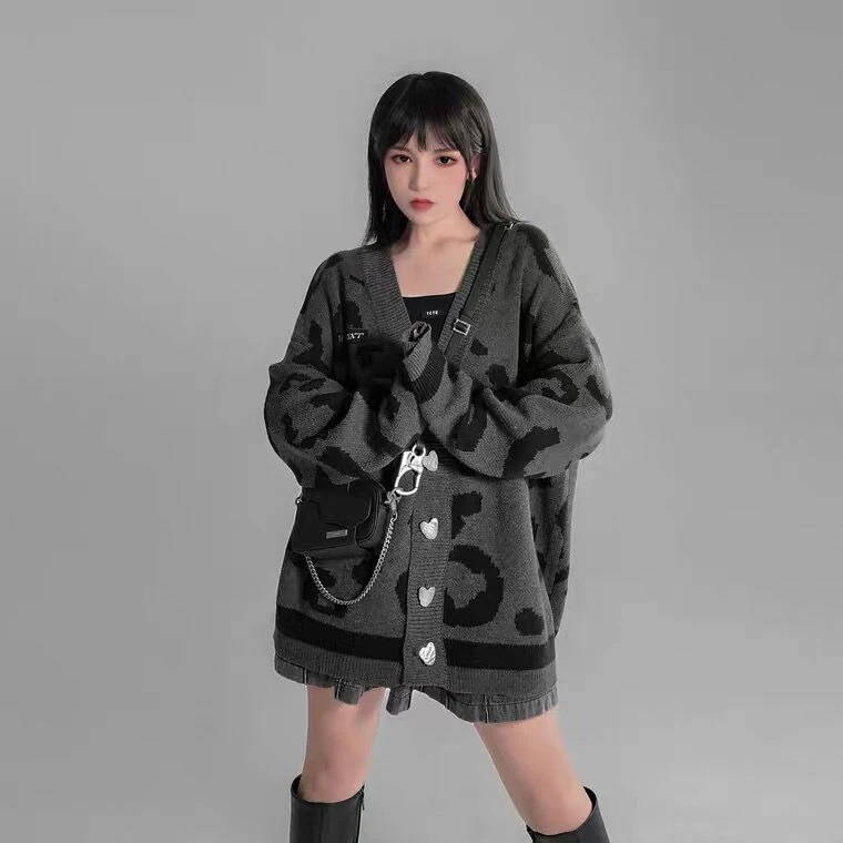 新作入荷 秋ジャケット韓国版グレーの大柄ヒョウ柄ゆったりニットカーディガンビッグコート春と新メタルパンク