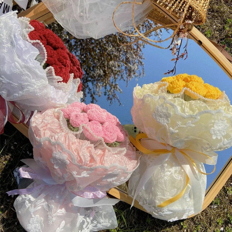 人気新品毛糸 造花 花束 かぎ針で編む花束 枯れない花 手芸 編み物 手作り 卒業式 彼女 プレゼント バレンタインデー ホワイトデー 記念日 可愛い 花束 誕生祝 結婚式