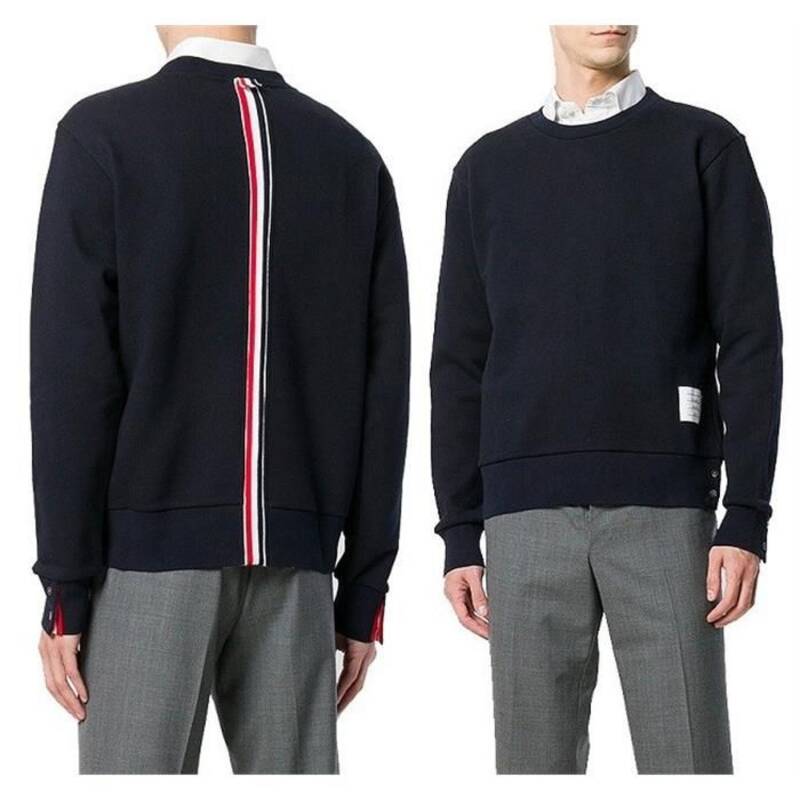 トムブラウン シグネチャーバッグ 三本ライン クルーネックTシャツ MJT085A 03377 415