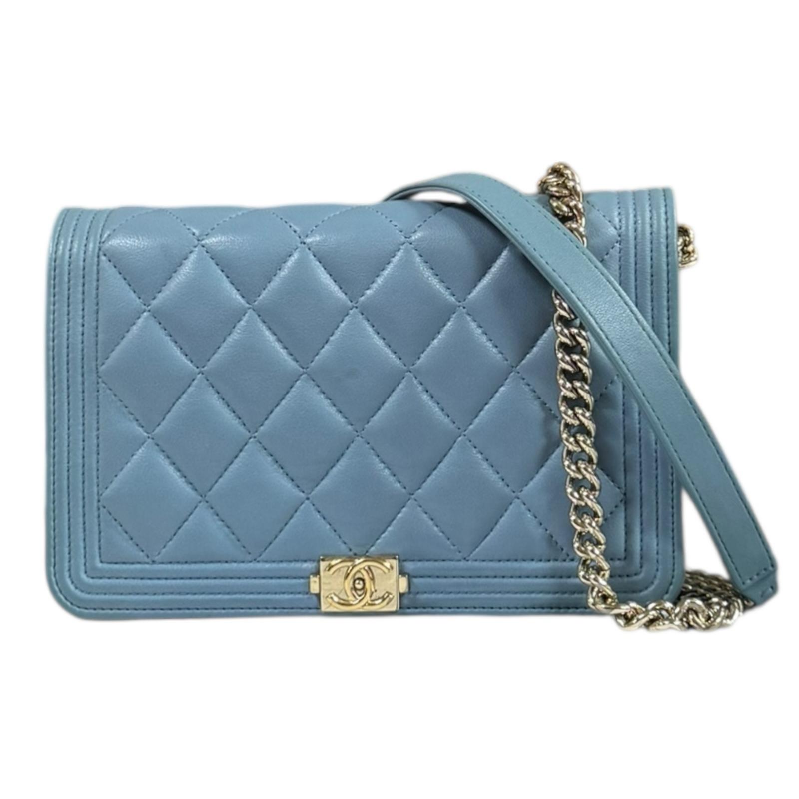 シャネル ボーイシャネル ショルダーバッグ レザー A81969 ブルー CHANEL 中古