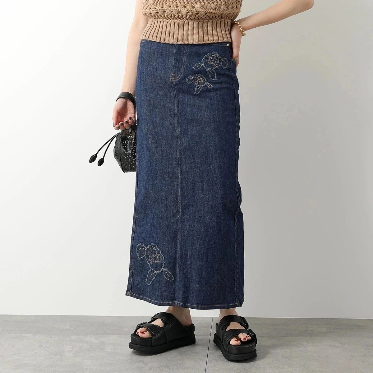 GANNI ガニー デニムスカート J1440 6768 レディース フラワーステッチ ストレッチ スリット ロングスカート ロング丈 077/Rinse