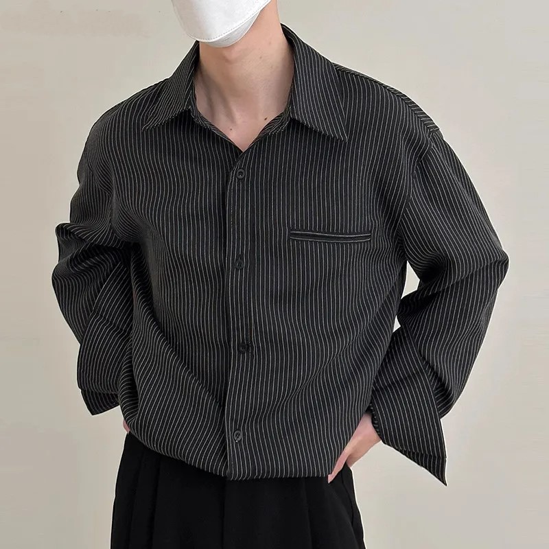 送料無料男性用韓国スタイルのストライプのトップスカジュアルなストリートウェアシンプルなシャツ長袖美しいブラウス男性のファッション
