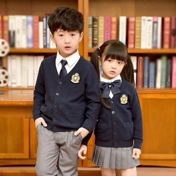 卒業式 スーツ 女の子 4点セット ネイビー ワインレッド 男の子 スーツ キッズ 制服 フォーマルスーツ 子供 大きいサイズ 受験 小学校 中学生 キッズ 通園 通学 フォーマル 卒園式 発表会 小