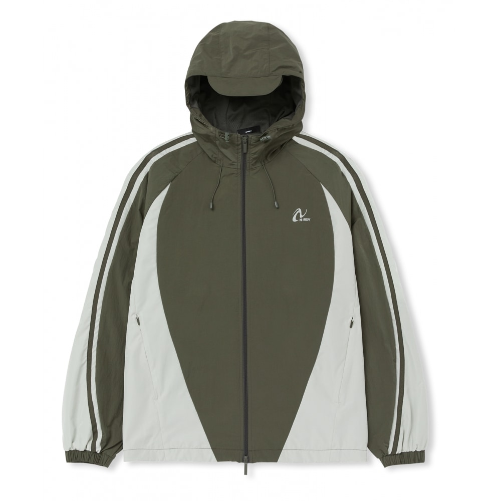 NERDY カーブドブロックウィンドブレーカーカーキ